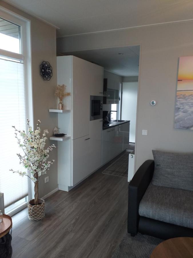 Ferienhaus / Chalet / Bungalow Am See, Holland, Niederlande, Lathum Buitenkant foto